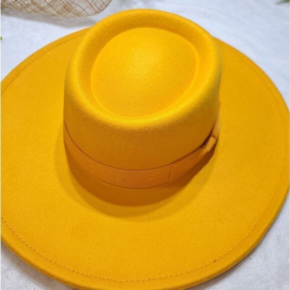 NWOT Womens Hat main image 8